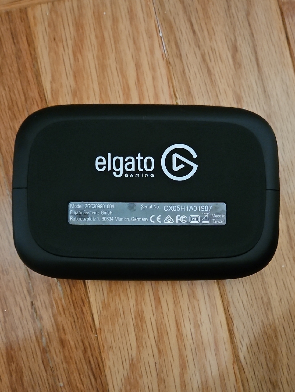 Elgato HD60 S Video Game Capture Device - Black Model 2GC309901004 - Picture 2 of 5